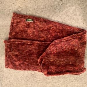 5 for $15. Zealand Scarf + GWP Crystal